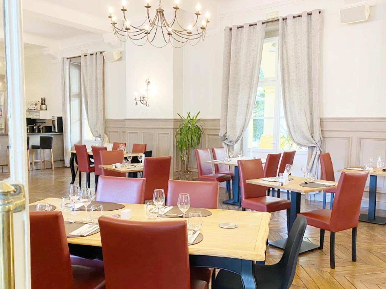 Grand Hotel De Bourbon-Lancy - Spa Et Restaurant - Logis Экстерьер фото